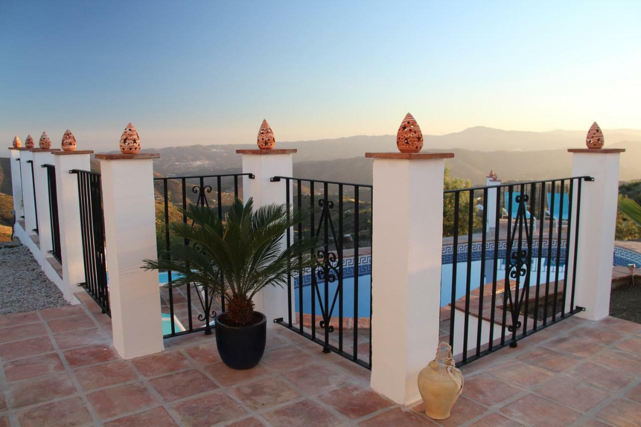 Casa Soleada Holiday Fully Private Villa Canillas de Aceituno Exterior foto